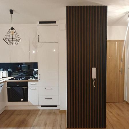 Apartament Number One NOVA WOZOWNIA Leszno  Exterior foto